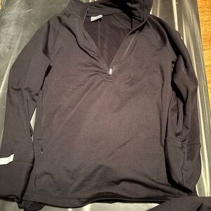 Asics pullover size small